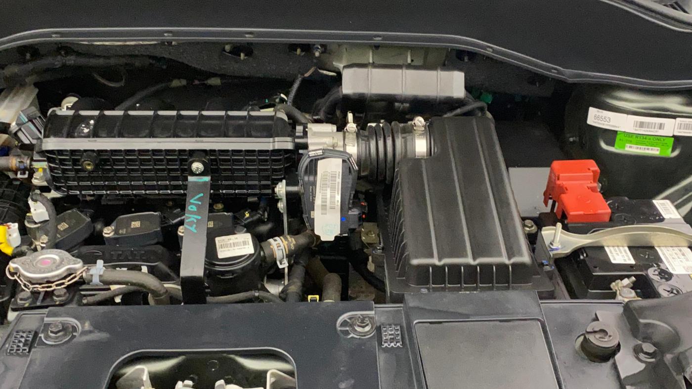 2023 Tata PUNCH ADVENTURE CAMO AMT, Petrol, Automatic, 29,413 km, Engine View - Left
