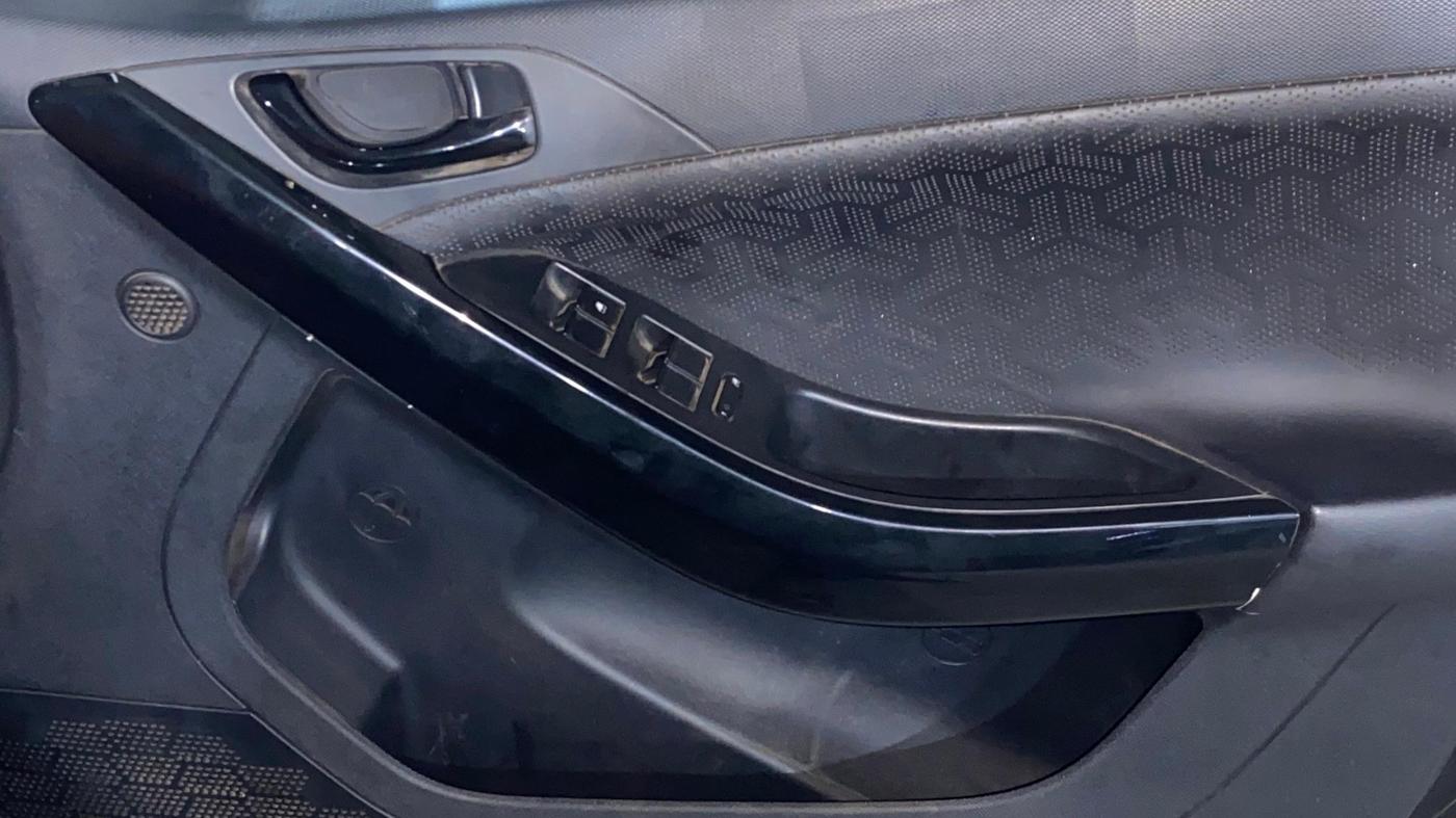 2023 Tata NEXON XZA PLUS LUX SUNROOF DARK PETROL, Petrol, Automatic, 23,369 km, Driver Side Door Panels Control
