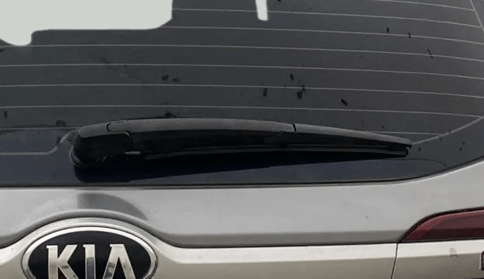 2021 KIA SELTOS HTK PLUS AT 1.5 DIESEL, Diesel, Automatic, 1,07,413 km, Rear Wiper