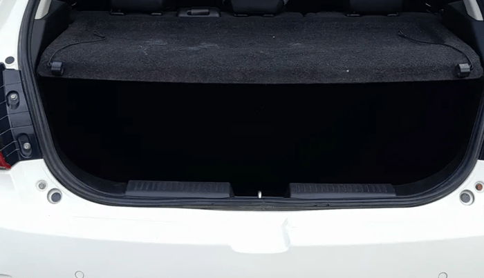 2023 Maruti Baleno ALPHA 1.2 AGS, Petrol, Automatic, 65,327 km, Boot Inside