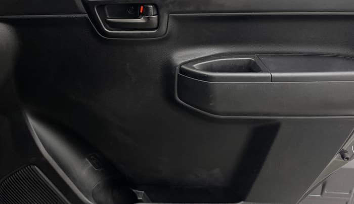 2023 Maruti S PRESSO VXI+, Petrol, Manual, 29,551 km, Driver Side Door Panels Control
