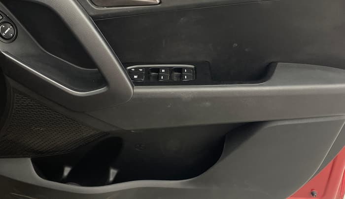 2017 Hyundai Creta SX PLUS 1.6 PETROL SPECIAL EDITION, Petrol, Manual, 95,312 km, Driver Side Door Panels Control