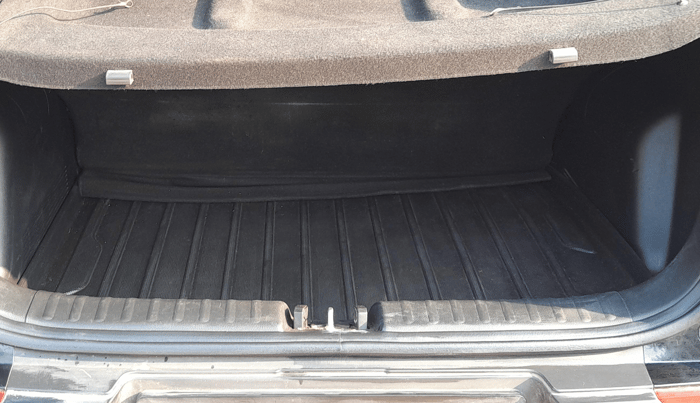 2023 KIA SONET HTK PLUS 1.0 IMT, Petrol, Manual, 64,195 km, Boot Inside