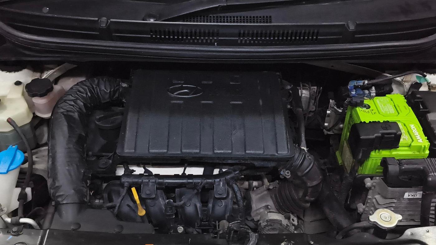 2020 Hyundai AURA SX PLUS 1.2 AMT, Petrol, Automatic, 61,494 km, Engine View