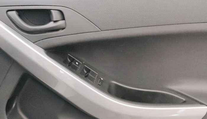 2023 Tata NEXON XM PLUS SUNROOF PETROL, Petrol, Manual, 45,577 km, Driver Side Door Panels Control