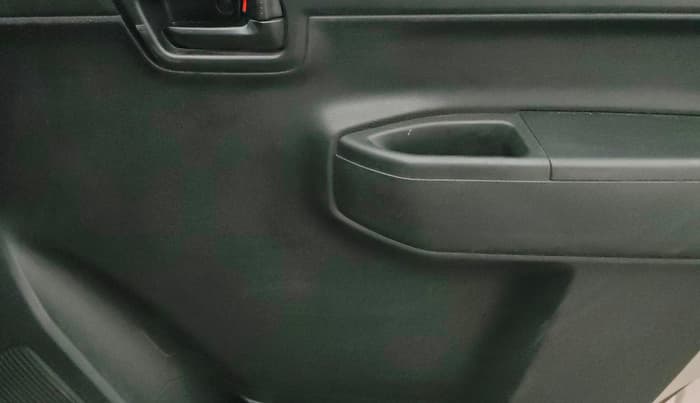 2019 Maruti S PRESSO VXI+, Petrol, Manual, 45,352 km, Driver Side Door Panels Control