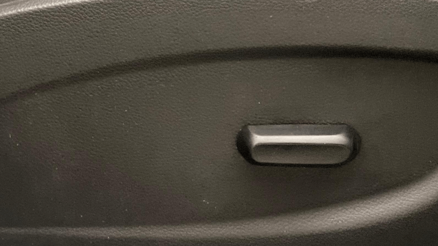 2015 Chevrolet Cruze LTZ, Diesel, Manual, 75,611 km, Driver Side Adjustment Panel