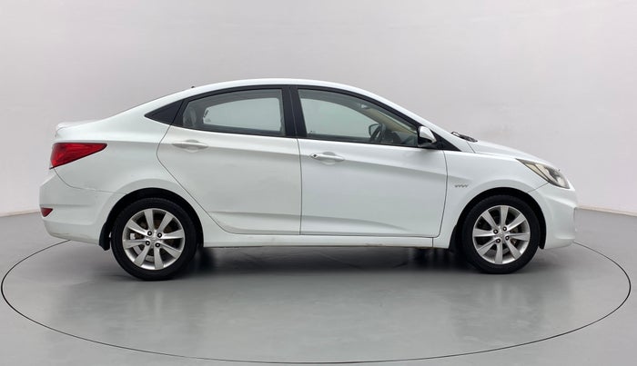 2011 Hyundai Verna FLUIDIC 1.6 VTVT SX, Petrol, Manual, 58,252 km, Right Side View