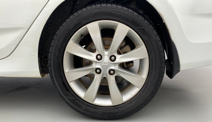 2011 Hyundai Verna FLUIDIC 1.6 VTVT SX, Petrol, Manual, 58,252 km, Left Rear Wheel
