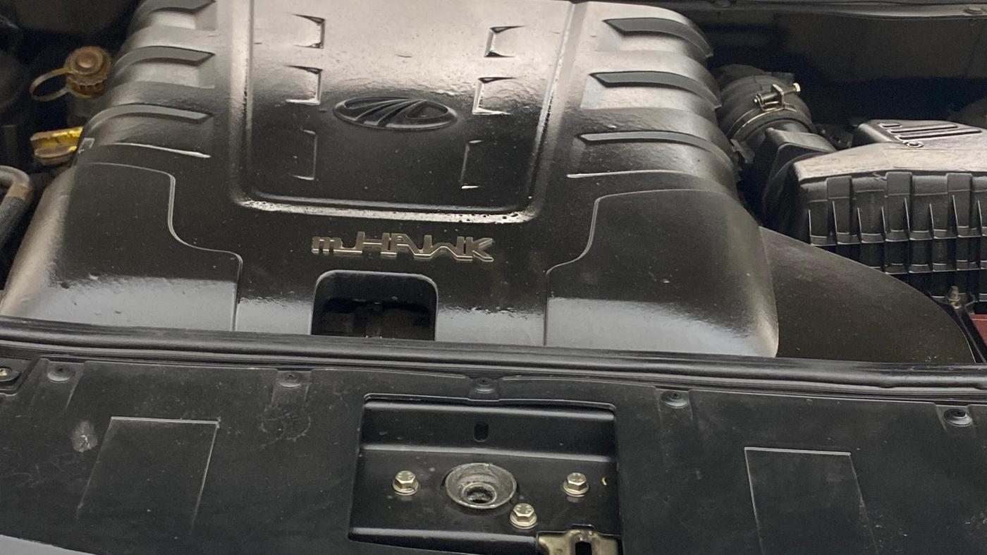 2019 Mahindra XUV500 W11 AT, Diesel, Automatic, 73,796 km, Engine View