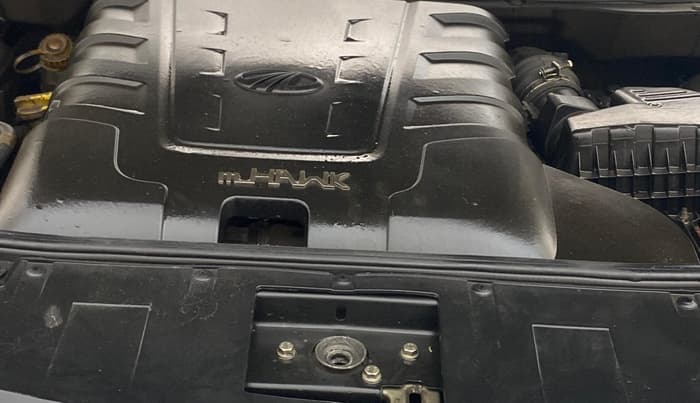 2019 Mahindra XUV500 W11 AT, Diesel, Automatic, 73,580 km, Engine View
