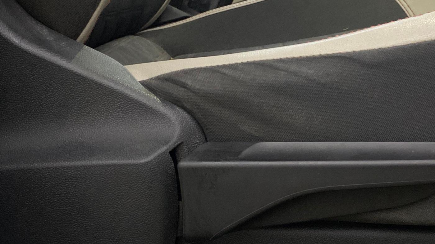 2021 Volkswagen TAIGUN GT PLUS 1.5 TSI DSG, Petrol, Automatic, 48,305 km, Driver Side Adjustment Panel