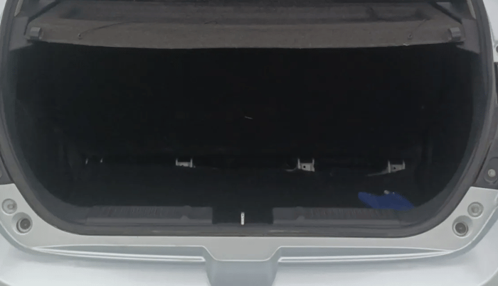 2024 Maruti Swift VXi AMT, Petrol, Automatic, 68,450 km, Boot Inside