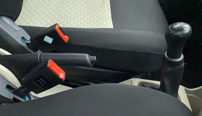 2021 Maruti Alto VXI, Petrol, Manual, 32,038 km, Gear Lever