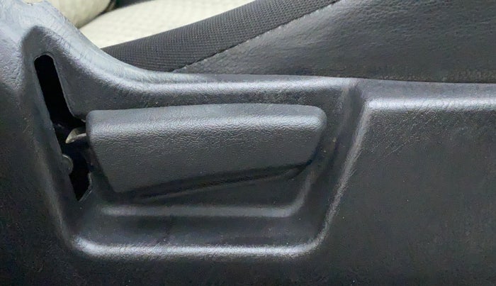 2021 Maruti Alto VXI, Petrol, Manual, 32,038 km, Driver Side Adjustment Panel