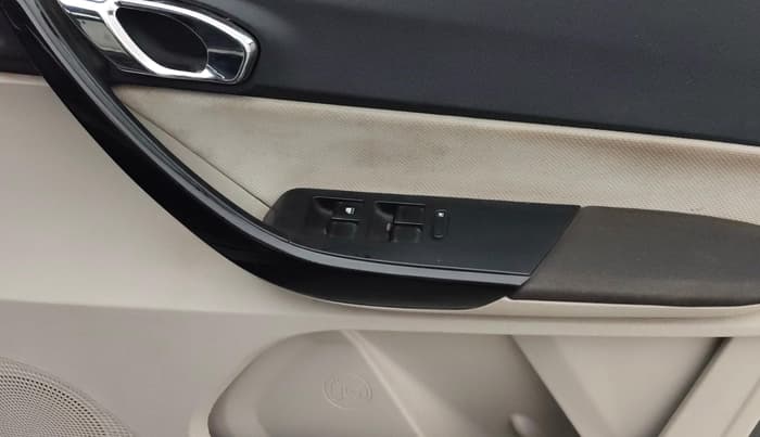 2022 Tata TIGOR XZ PLUS CNG, CNG, Manual, 28,623 km, Driver Side Door Panels Control