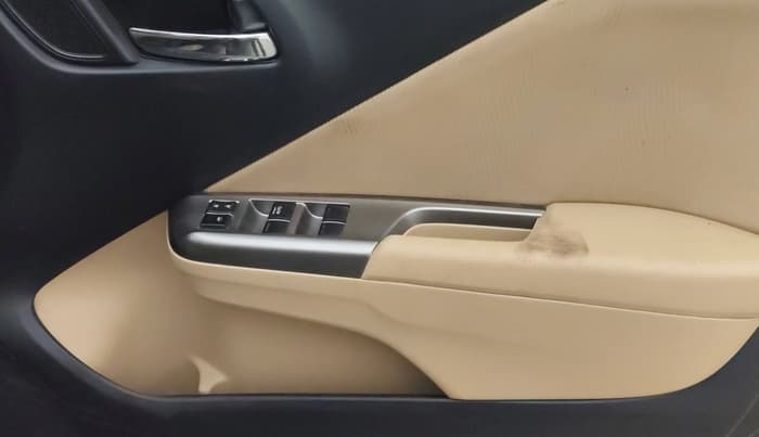 2015 Honda City 1.5L I-VTEC V MT, Petrol, Manual, 83,878 km, Driver Side Door Panels Control
