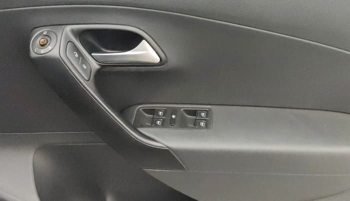 2016 Volkswagen Polo GT TSI AT, Petrol, Automatic, 1,04,392 km, Driver Side Door Panels Control