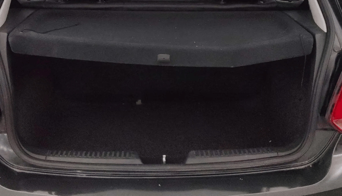 2016 Volkswagen Polo GT TSI AT, Petrol, Automatic, 1,04,392 km, Boot Inside