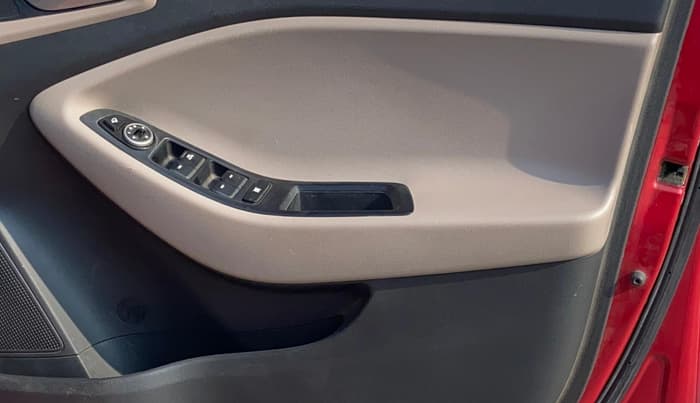 2015 Hyundai Elite i20 ASTA 1.2, Petrol, Manual, 70,623 km, Driver Side Door Panels Control