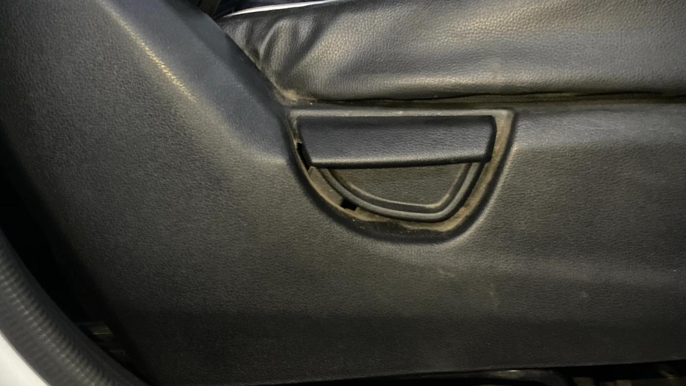 2021 Hyundai NEW SANTRO SPORTZ MT, Petrol, Manual, 32,408 km, Driver Side Adjustment Panel