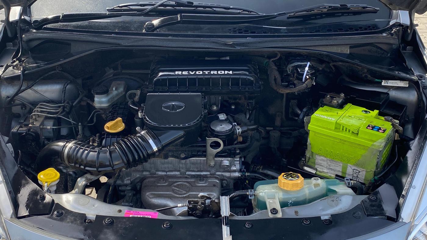 2018 Tata Tiago XZ PETROL, Petrol, Manual, 57,417 km, Engine View