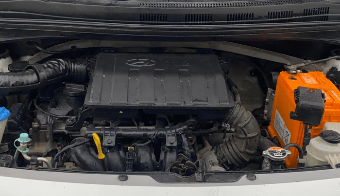 2014 Hyundai Xcent S 1.2, Petrol, Manual, 1,04,408 km, Engine View