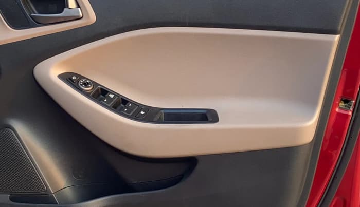 2018 Hyundai Elite i20 ASTA 1.4 CRDI, Diesel, Manual, 85,960 km, Driver Side Door Panels Control