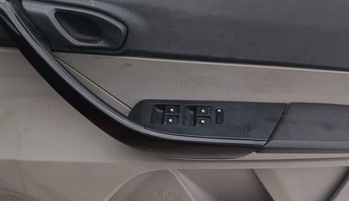 2017 Tata Tiago XM PETROL, Petrol, Manual, 62,949 km, Driver Side Door Panels Control
