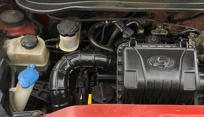 2017 Hyundai Eon 1.0 MAGNA + (O), Petrol, Manual, 34,316 km, Engine View - Right