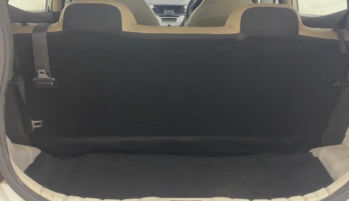 2018 Hyundai Eon ERA +, Petrol, Manual, 59,472 km, Boot Inside