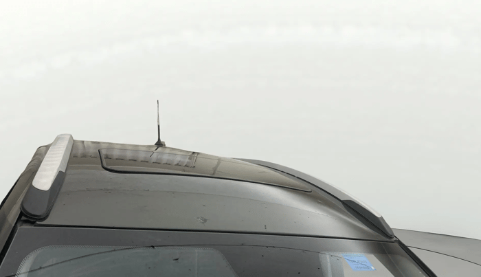 2022 Tata NEXON XM SUNROOF PETROL, Petrol, Manual, 52,446 km, Moonroof/ Sunroof