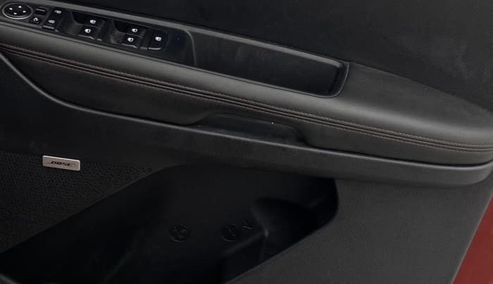 2021 KIA SONET GTX PLUS 1.5 AT, Diesel, Automatic, 1,09,655 km, Driver Side Door Panels Control