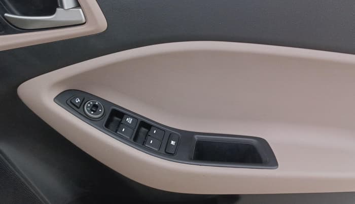 2019 Hyundai Elite i20 SPORTZ PLUS 1.2, Petrol, Manual, 68,436 km, Driver Side Door Panels Control