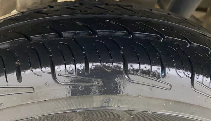 2014 Maruti Alto 800 LXI, Petrol, Manual, 38,566 km, Right Rear Tyre Tread