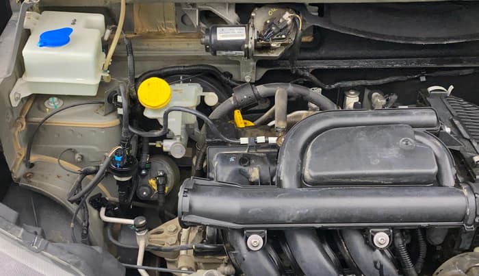 2021 Renault Kwid RXT 1.0 AMT (O), Petrol, Automatic, 35,464 km, Engine View - Right