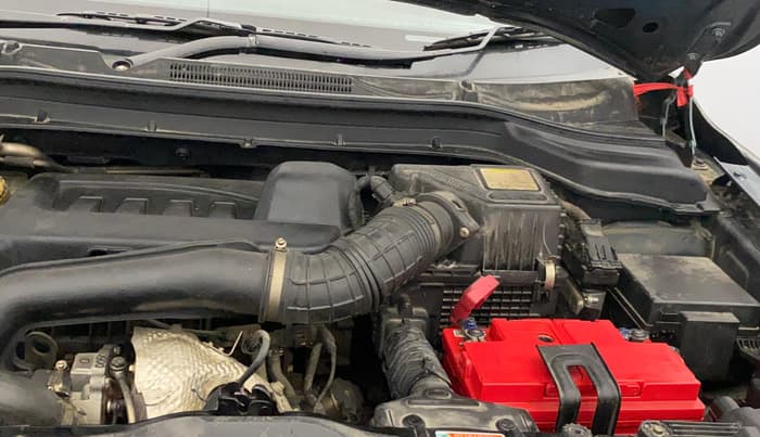 2021 Mahindra XUV300 W8 1.5 DIESEL, Diesel, Manual, 92,815 km, Engine View - Left