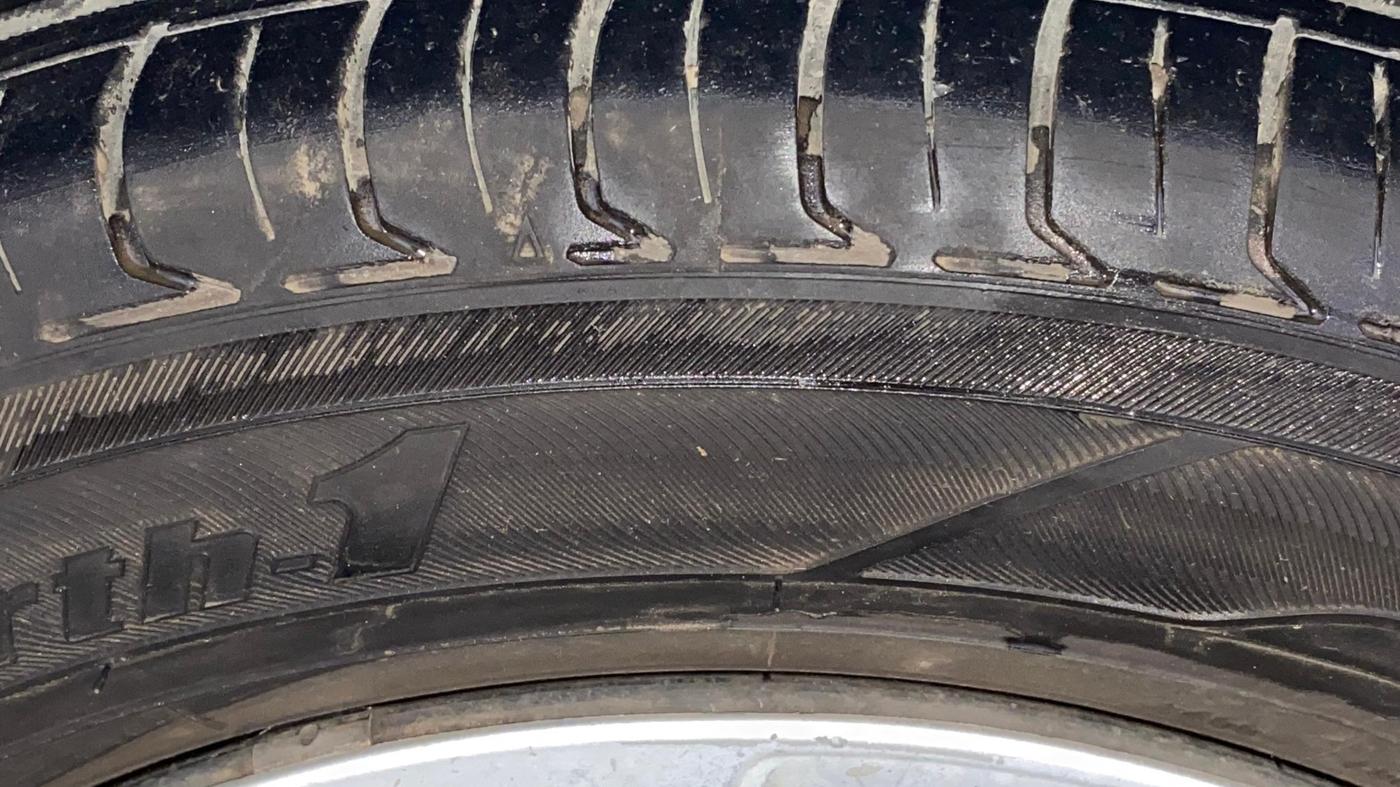 2017 Hyundai Xcent S 1.2, Petrol, Manual, 47,335 km, Left Front Tyre Tread