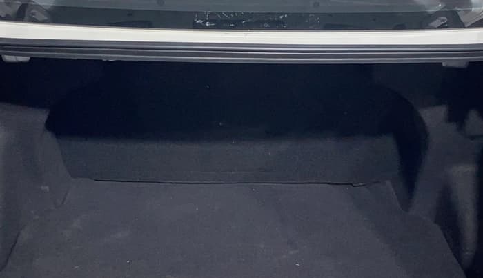2020 Hyundai AURA SX 1.2, Petrol, Manual, 42,526 km, Boot Inside