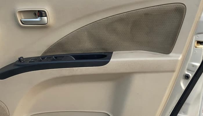 2018 Maruti Celerio ZXI AMT, Petrol, Automatic, 93,877 km, Driver Side Door Panels Control