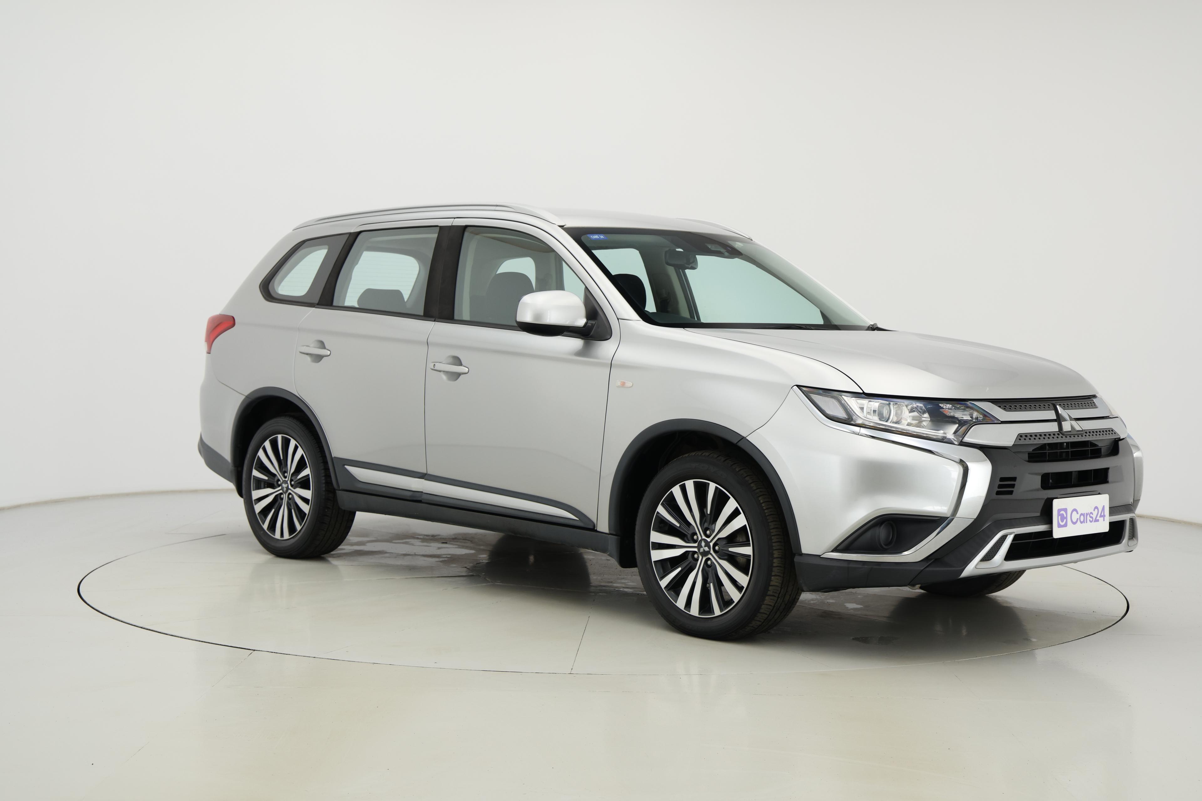 Mitsubishi Outlander image