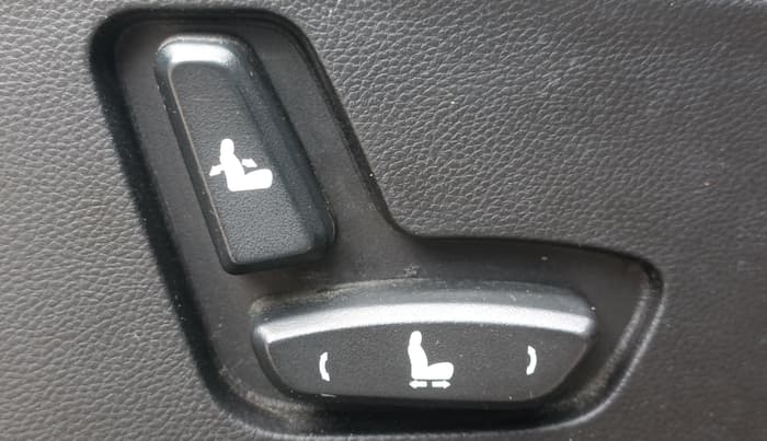 2019 MG HECTOR SHARP 1.5 DCT PETROL, Petrol, Automatic, 82,234 km, Driver Side Adjustment Panel