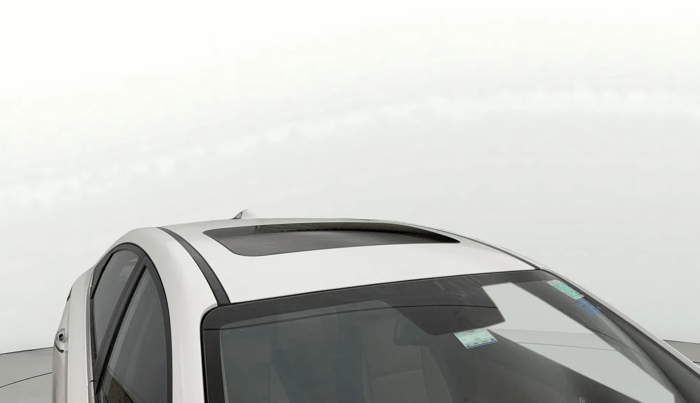 2021 Hyundai Verna SX (O) 1.5 VTVT IVT, Petrol, Automatic, 35,919 km, Moonroof/ Sunroof