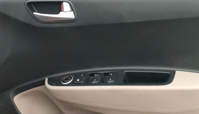 2018 Hyundai Grand i10 SPORTZ 1.2 KAPPA VTVT, Petrol, Manual, 91,901 km, Driver Side Door Panels Control