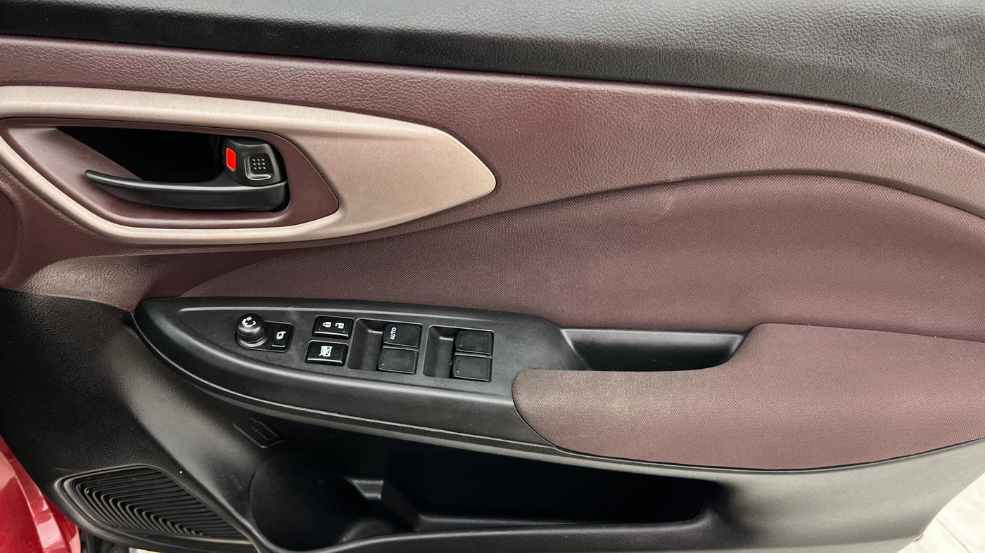 2024 Maruti FRONX DELTA PLUS 1.2L AGS, Petrol, Automatic, 34,092 km, Driver Side Door Panels Control