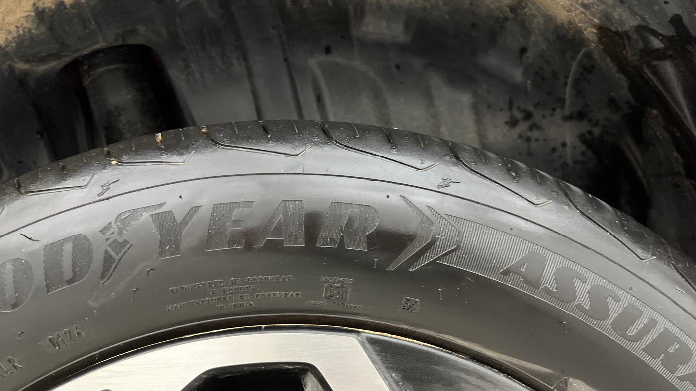 2024 Maruti FRONX DELTA PLUS 1.2L AGS, Petrol, Automatic, 34,092 km, Right Rear Tyre Tread