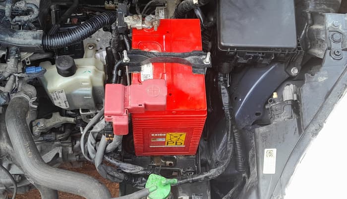 2018 Maruti Swift ZXI AMT, Petrol, Automatic, 56,584 km, Engine View - Left
