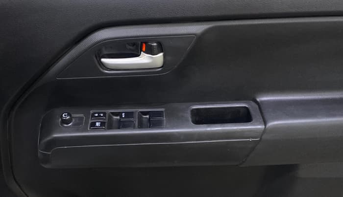 2022 Maruti New Wagon-R VXI (O) 1.2, Petrol, Manual, 41,918 km, Driver Side Door Panels Control