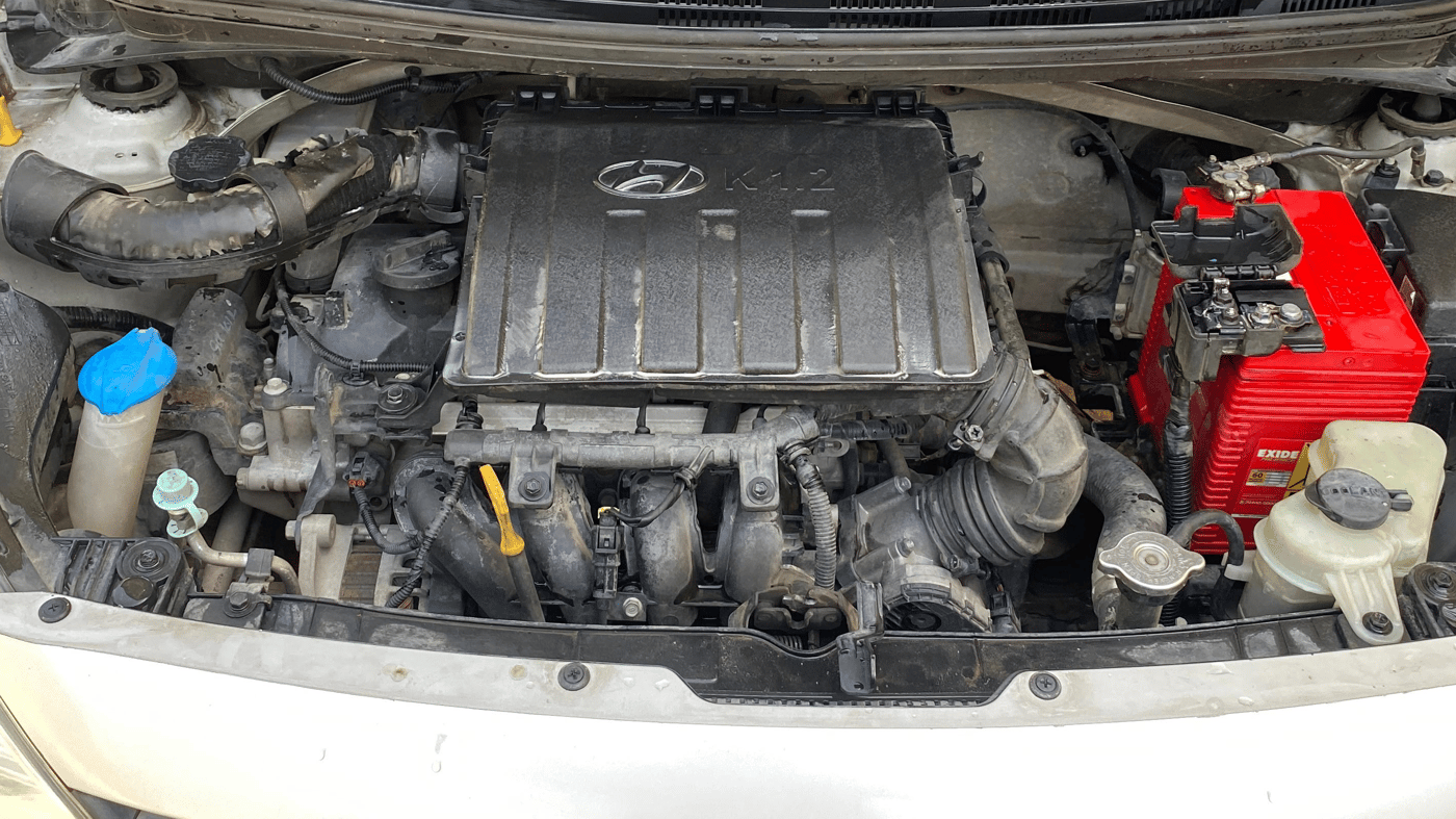 2015 Hyundai Xcent S 1.2, Petrol, Manual, 1,45,257 km, Engine View