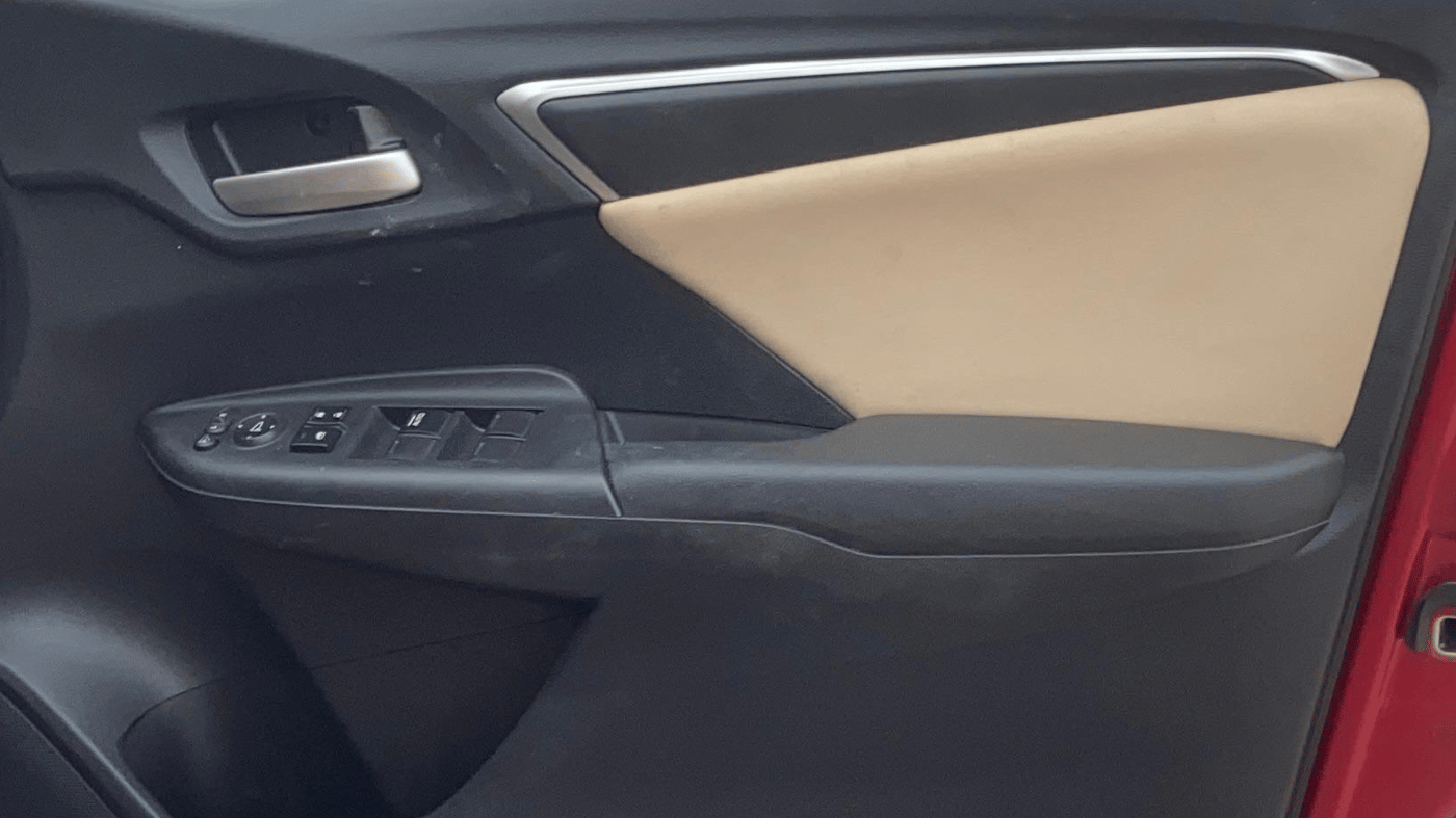 2022 Honda Jazz 1.2L I-VTEC ZX CVT, Petrol, Automatic, 38,964 km, Driver Side Door Panels Control